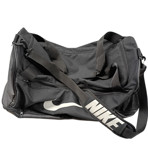 Nike Black and White Duffel Bag - Picture 2 of 10